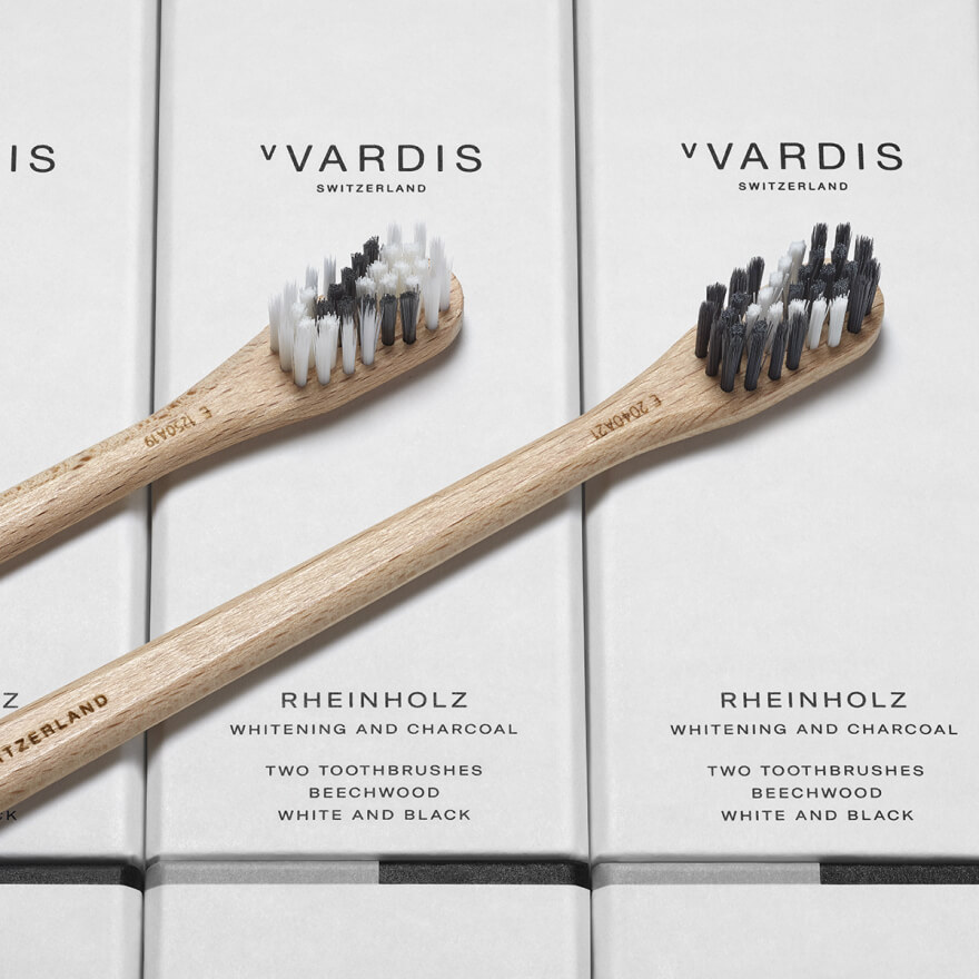 Rheinholz Wooden Toothbrush Set image number 2